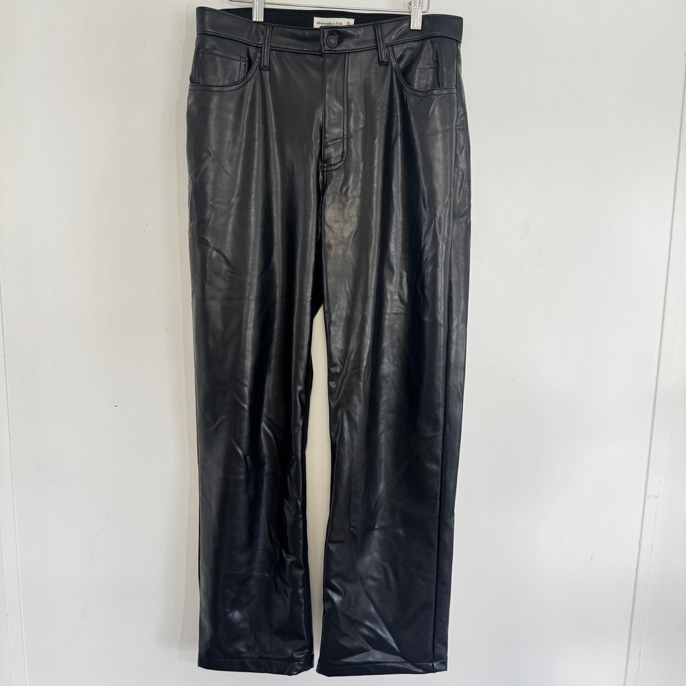 Abercrombie & Fitch Vegan Leather Pants 31/12 Black 90s Relaxed Curve‎ Love